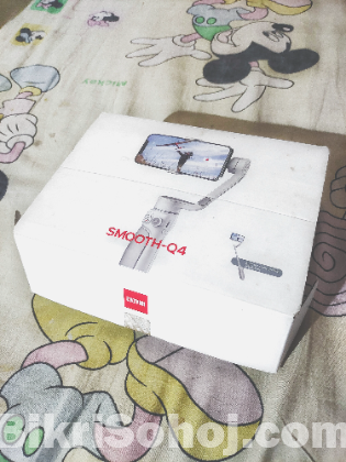 Gimbal Zhiyun Smooth Q4